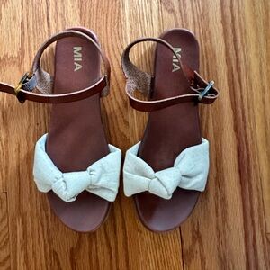 MIA Addilynn Fabric Knot Sandal